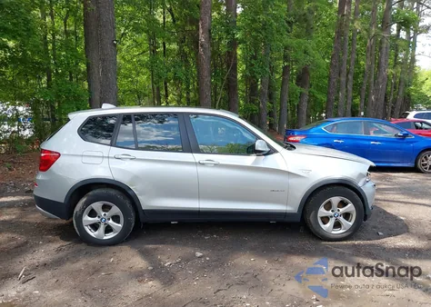 2011 BMW X3 xDrive28I z USA, uszkodzony, nr VIN 5UXWX5C5XBL709397